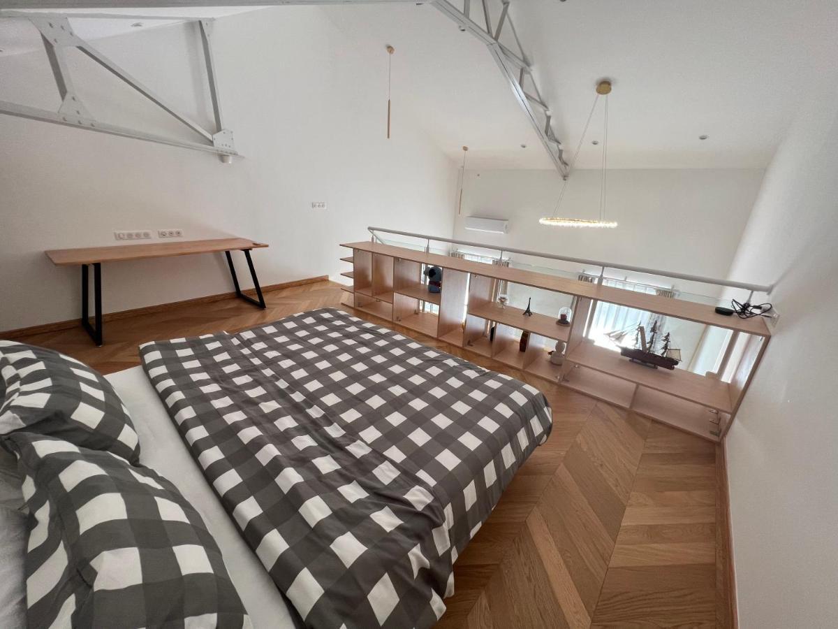 Suite Deluxe Au Carre Cathedrale En Hypercentre Saint Denis Εξωτερικό φωτογραφία